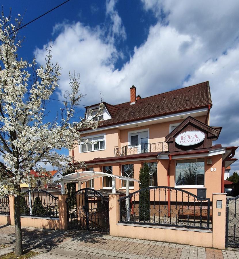 Éva Panzió Hotel Sárvár Exterior foto